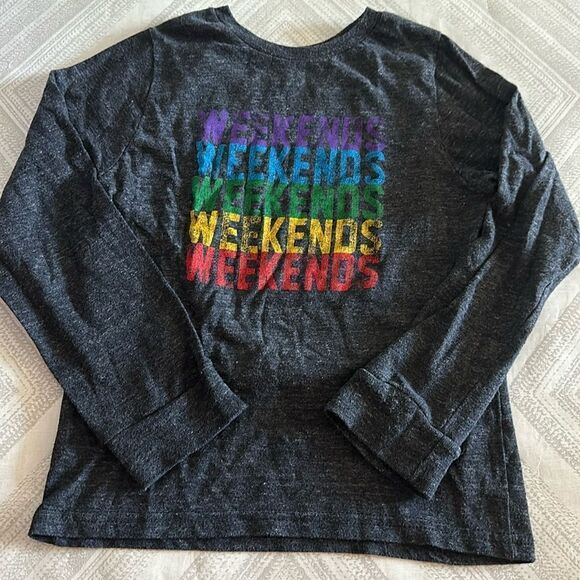 The Retro Brand Unisex Rainbow ‘Weekend’ Grey Long Sleeve Shirt - Picture 1 of 6